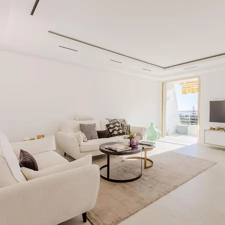 4-room Of 96m With A Stunning View * Cannes